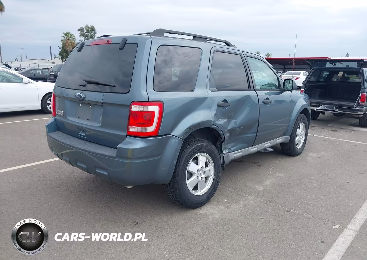 2012 Ford Escape Xlt VIN:1FMCU0D75CKC09201 - 4