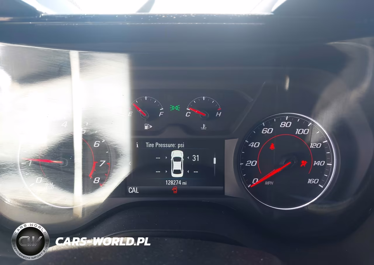 2017 Chevrolet Camaro 1Ls VIN:1G1FA1RX5H0186622 - 16