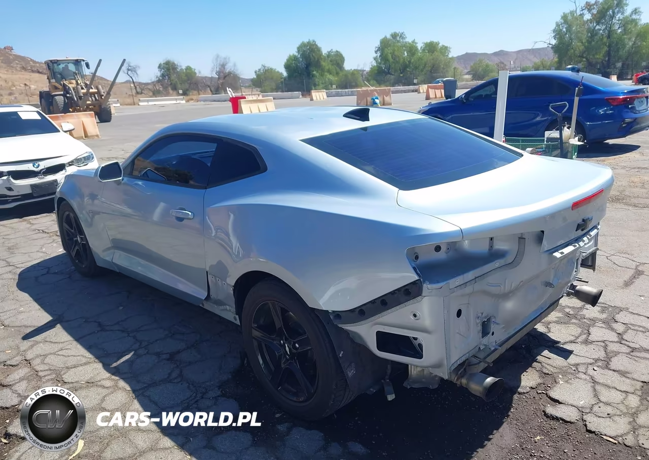 2017 Chevrolet Camaro 1Ls VIN:1G1FA1RX5H0186622 - 3