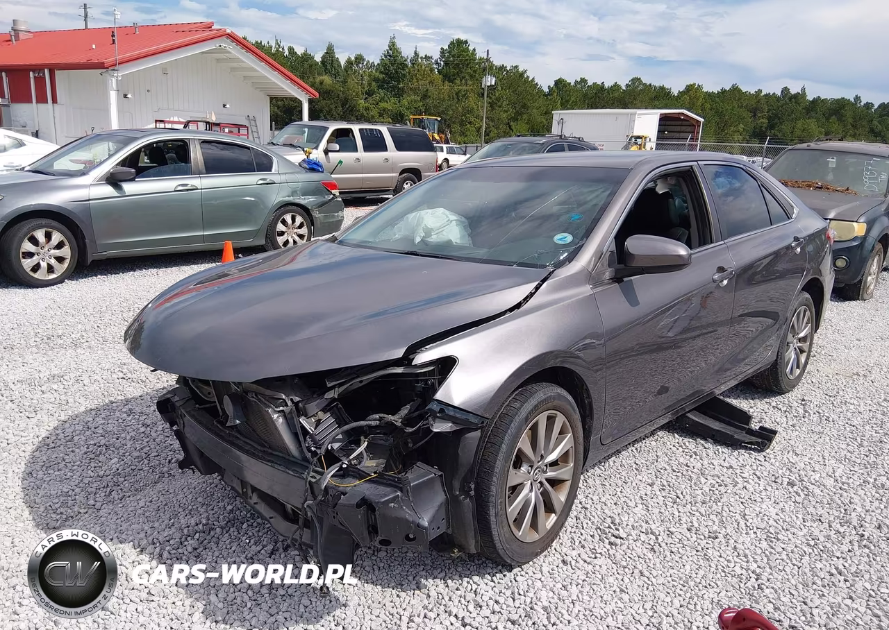 2016 Toyota Camry Xle VIN:4T4BF1FK8GR566742 - 2