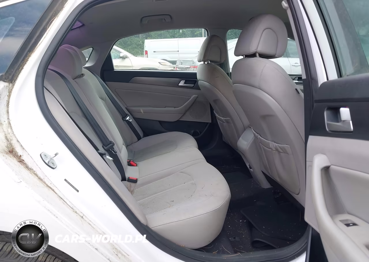 2016 Hyundai Sonata Sport VIN:5NPE34AF9GH299573 - 8