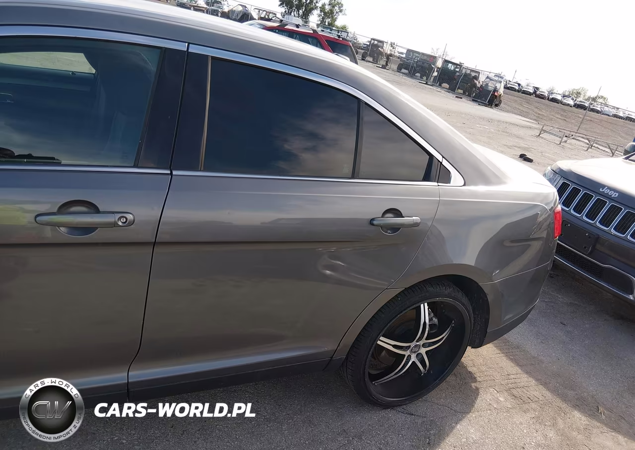 2013 Ford Taurus Sel VIN:1FAHP2H84DG152595 - 13