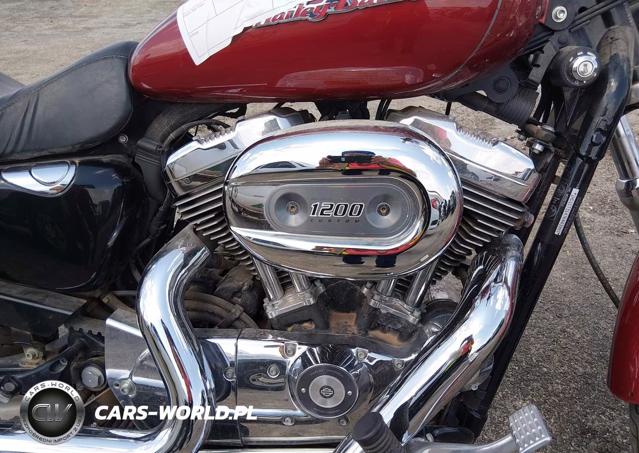 2007 Harley-Davidson Xl1200 C VIN:1HD1CT3147K443993 - 8
