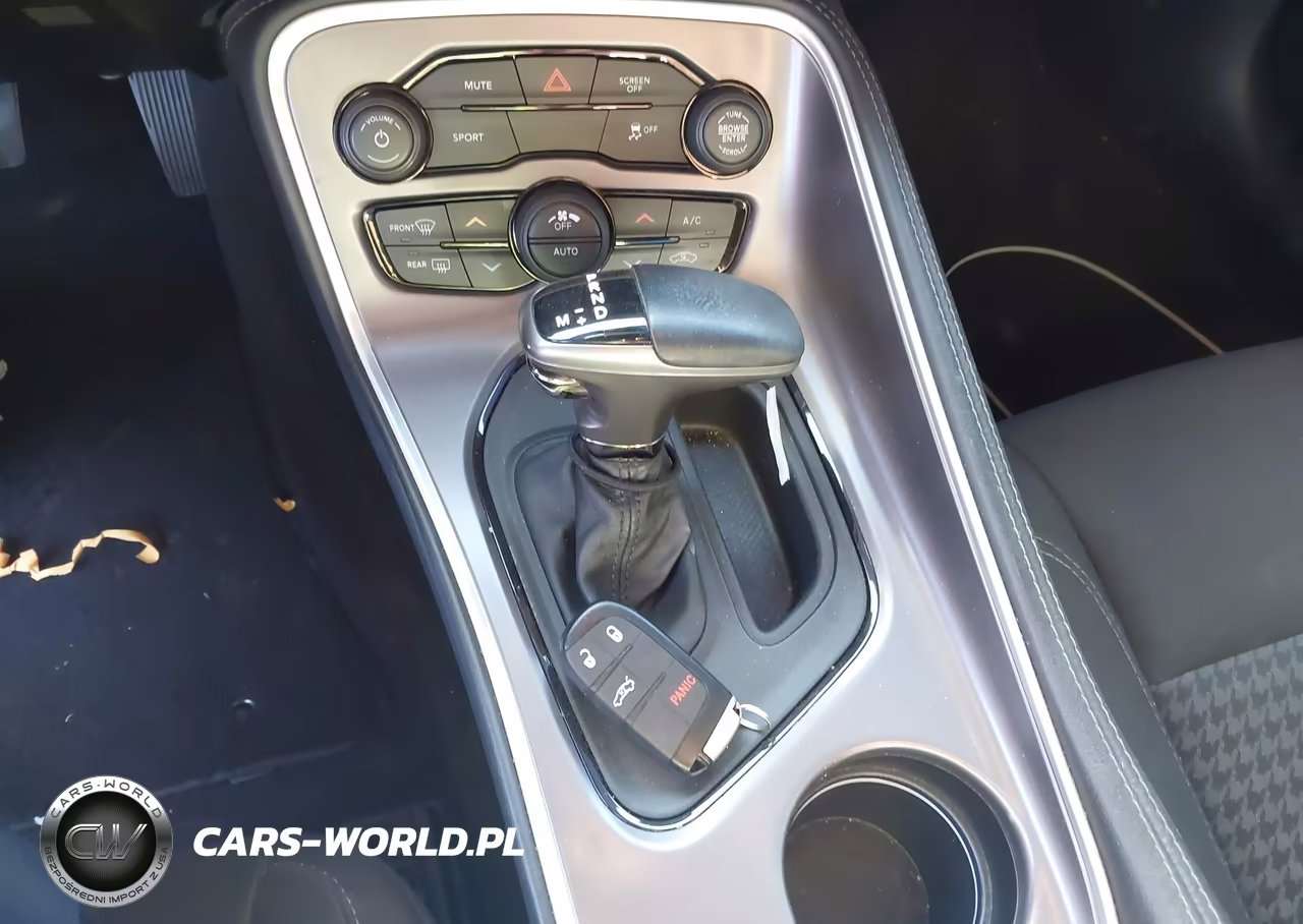 2019 Dodge Challenger Sxt VIN:2C3CDZAG0KH714747 - 11