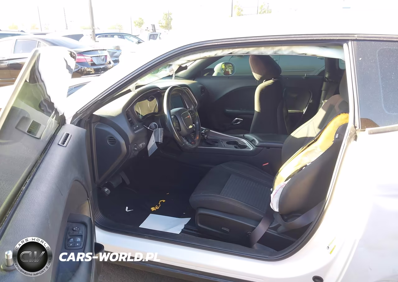 2019 Dodge Challenger Sxt VIN:2C3CDZAG0KH714747 - 5