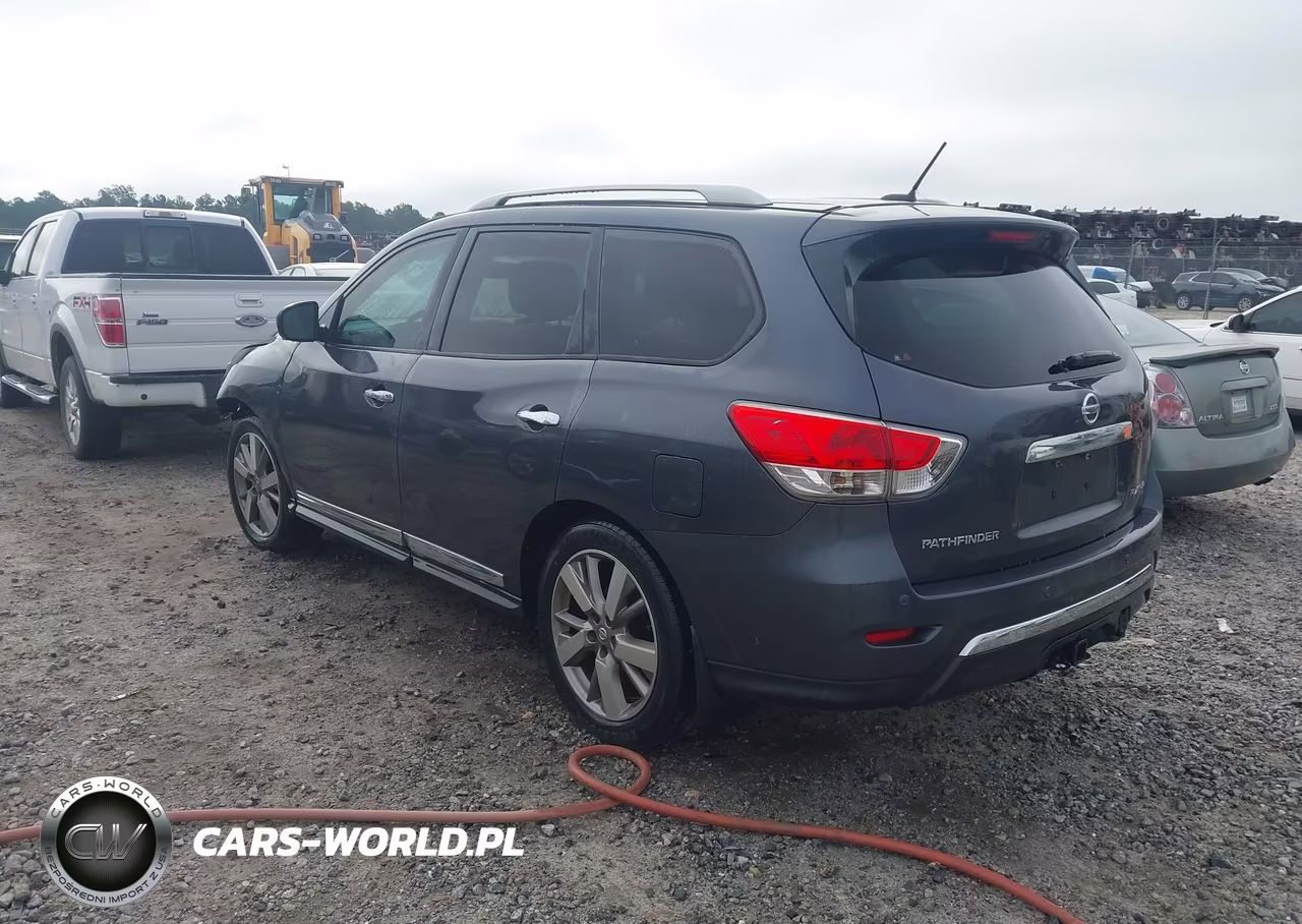 2014 Nissan Pathfinder Platinum VIN:5N1AR2MN4EC638121 - 3