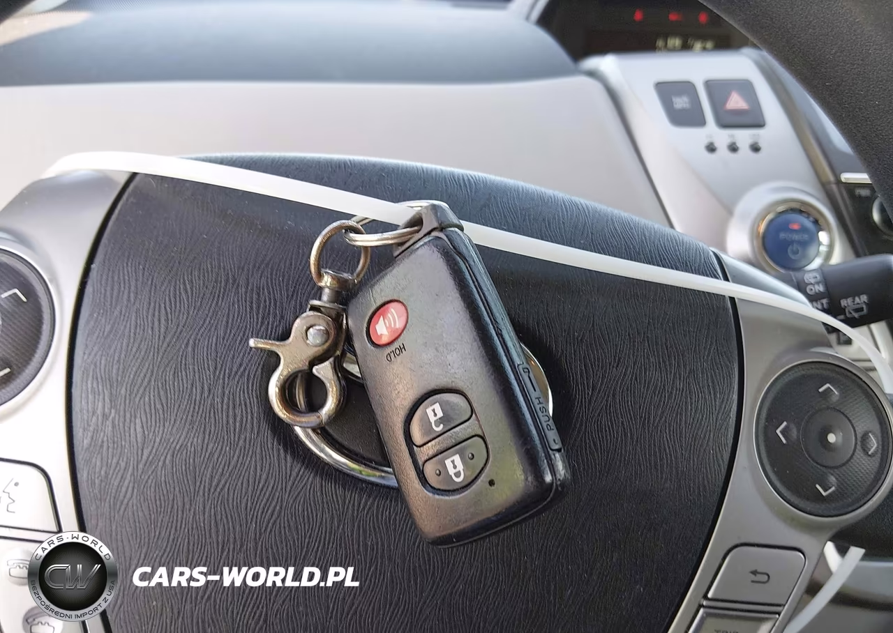 2016 Toyota Prius V Three VIN:JTDZN3EU2GJ054183 - 11