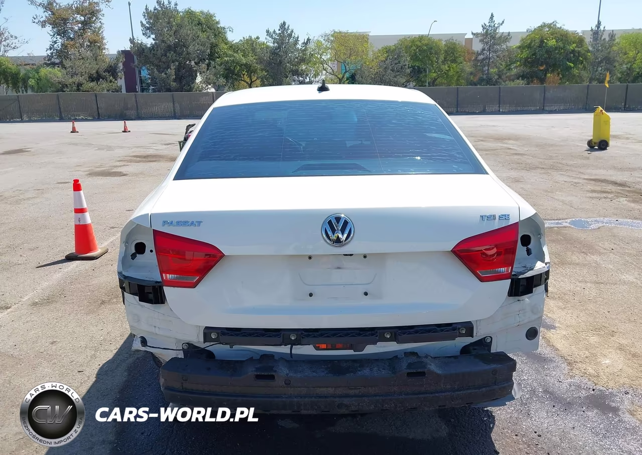 2014 Volkswagen Passat 1.8T Se VIN:1VWBT7A3XEC092366 - 17