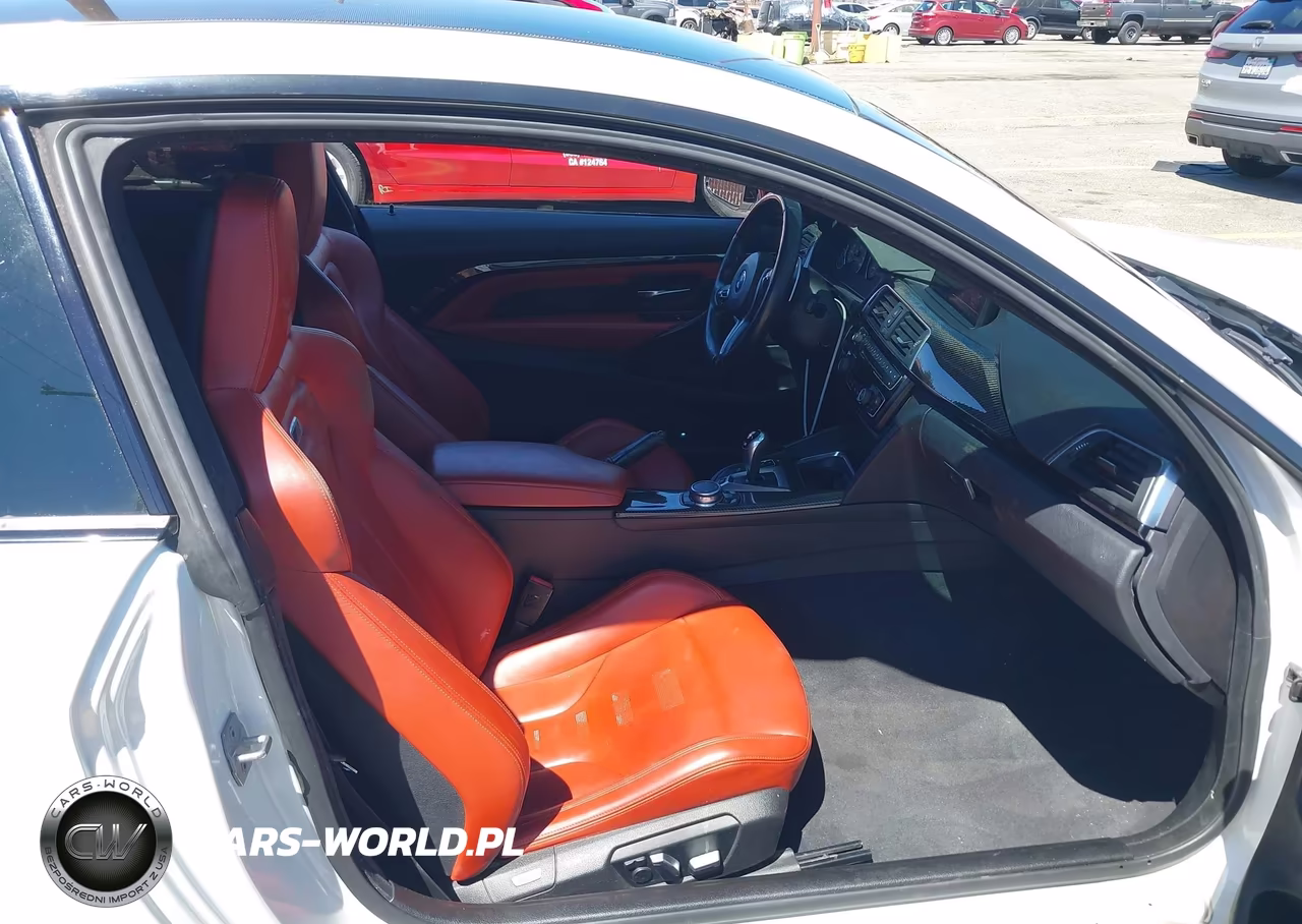 2017 BMW M4 VIN:WBS3R9C51HK709852 - 5