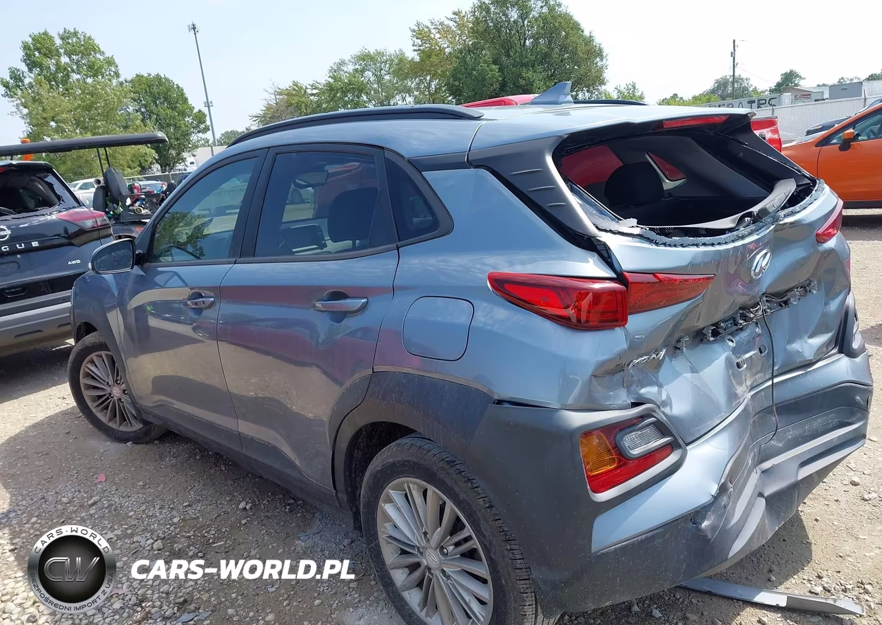2020 Hyundai Kona Sel Plus VIN:KM8K62AA7LU428439 - 3