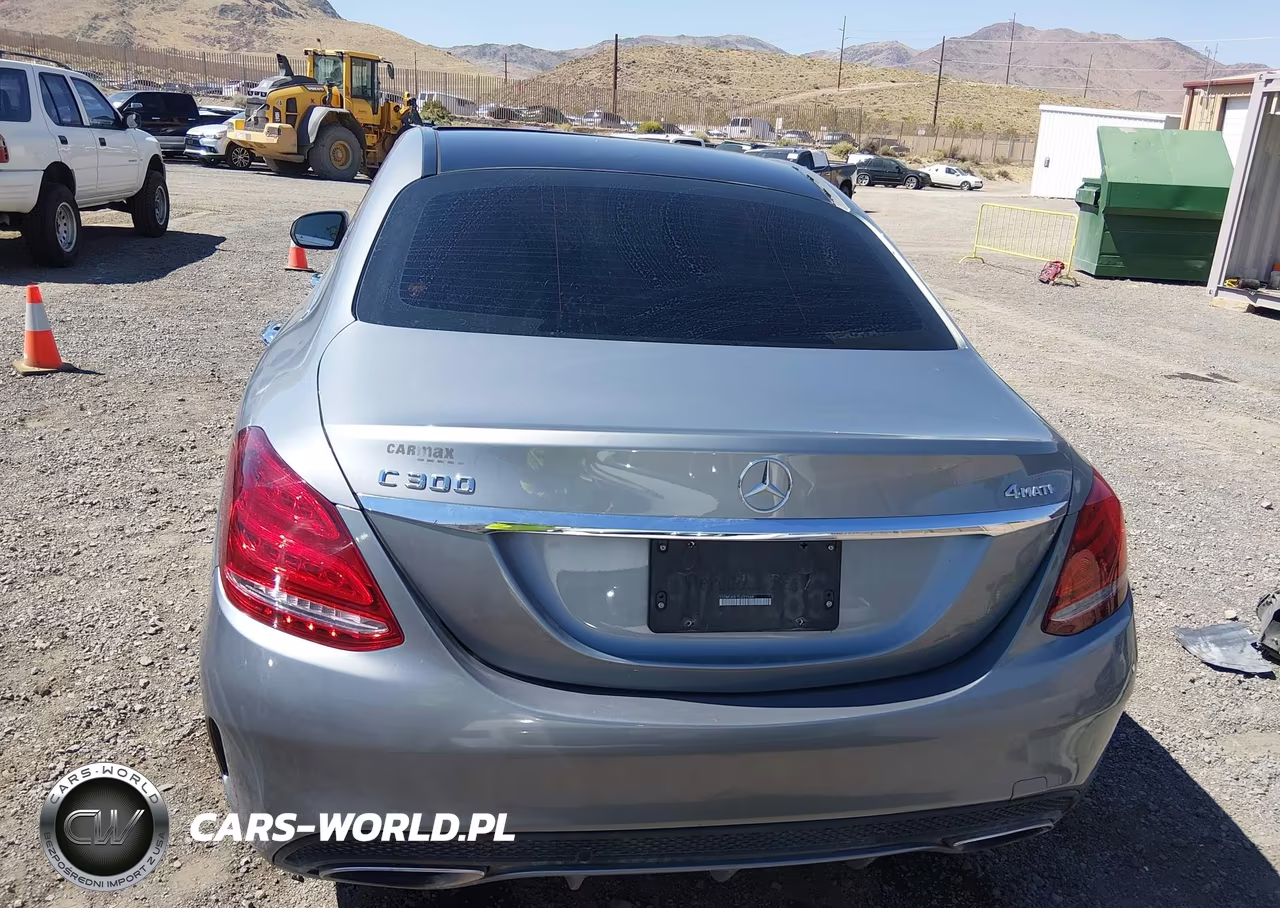 2015 Mercedes-Benz C 300 Sport 4Matic VIN:55SWF4KB1FU029644 - 17