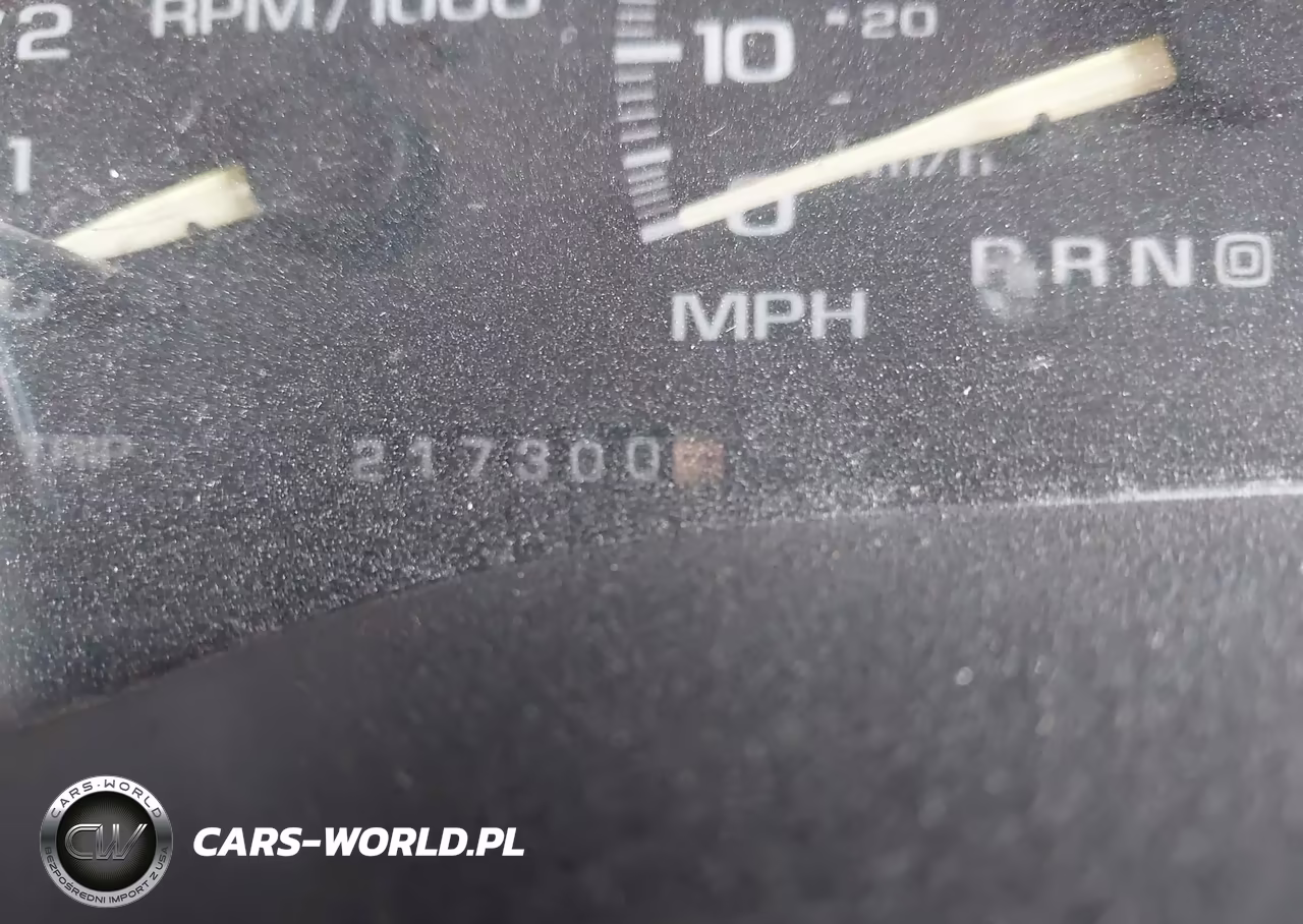 1996 GMC Suburban K1500 VIN:1GKFK16R1TJ756830 - 14