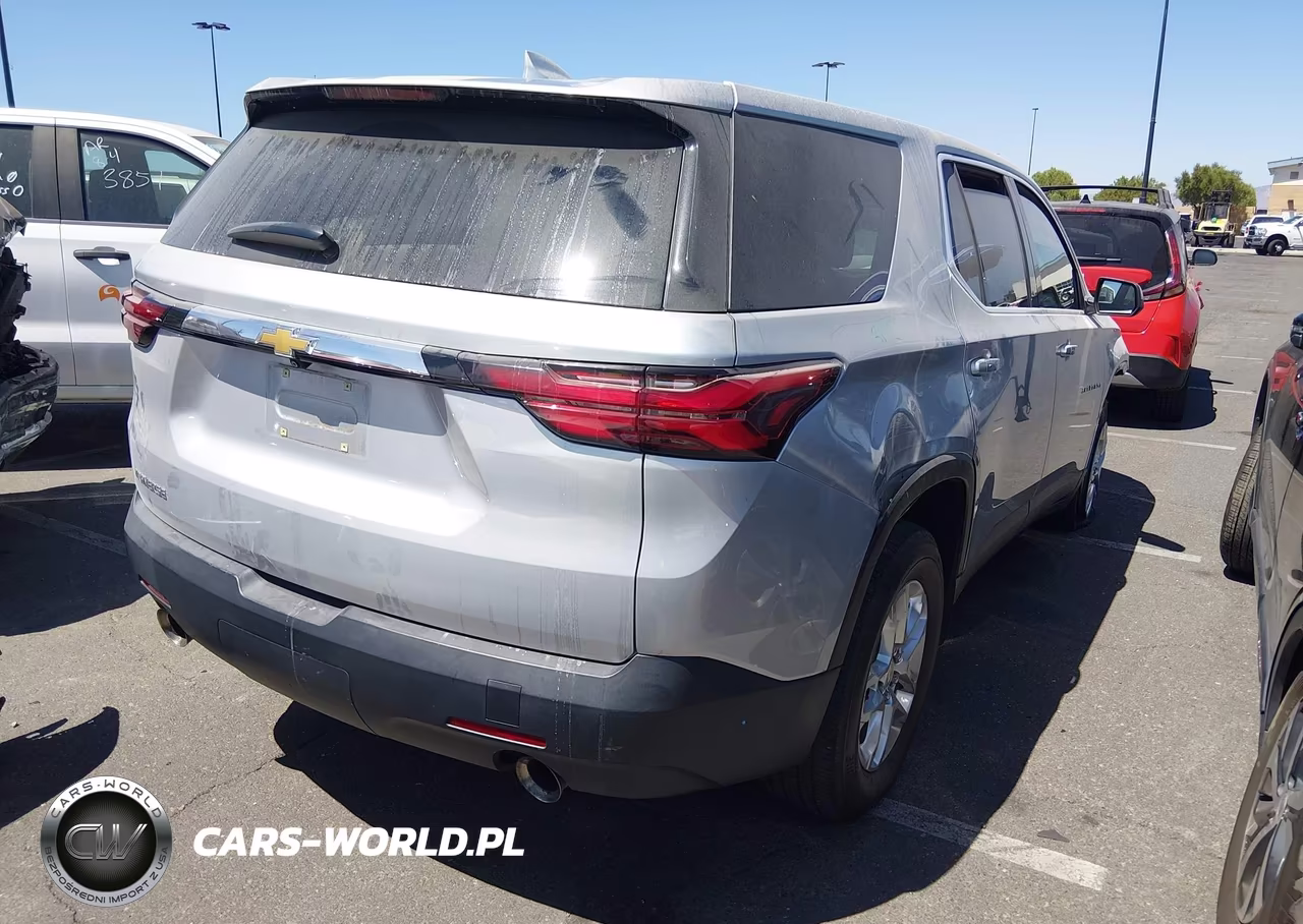2022 Chevrolet Traverse Fwd Ls VIN:1GNERFKW3NJ120755 - 4