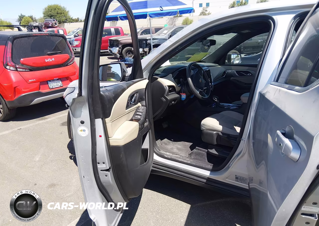 2022 Chevrolet Traverse Fwd Ls VIN:1GNERFKW3NJ120755 - 5