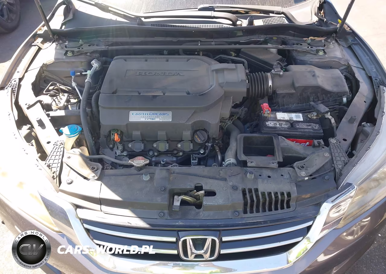 2015 Honda Accord Touring VIN:1HGCR3F97FA000365 - 10
