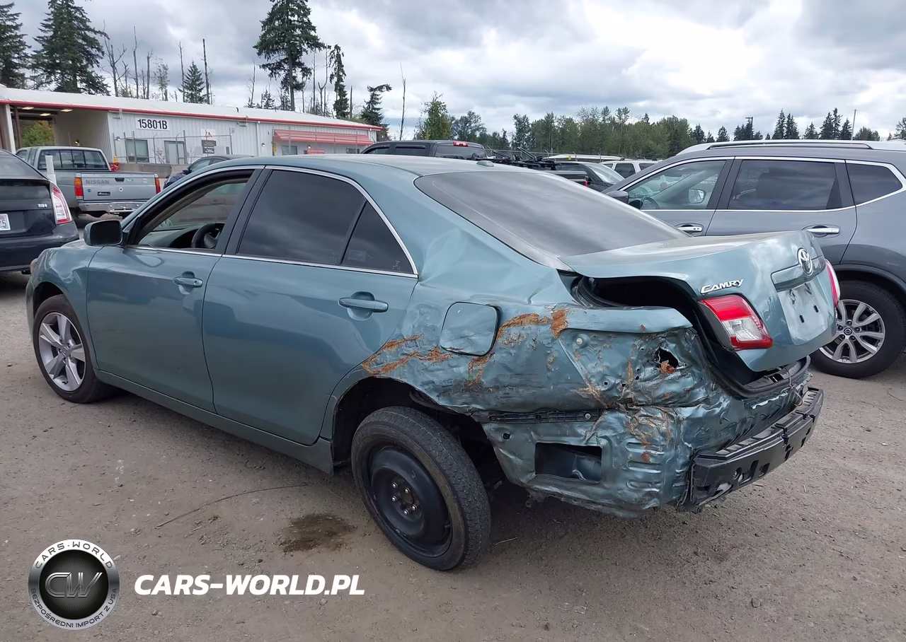 2010 Toyota Camry Le VIN:4T1BF3EKXAU564232 - 3