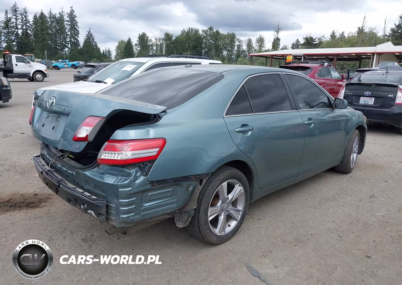 2010 Toyota Camry Le VIN:4T1BF3EKXAU564232 - 4