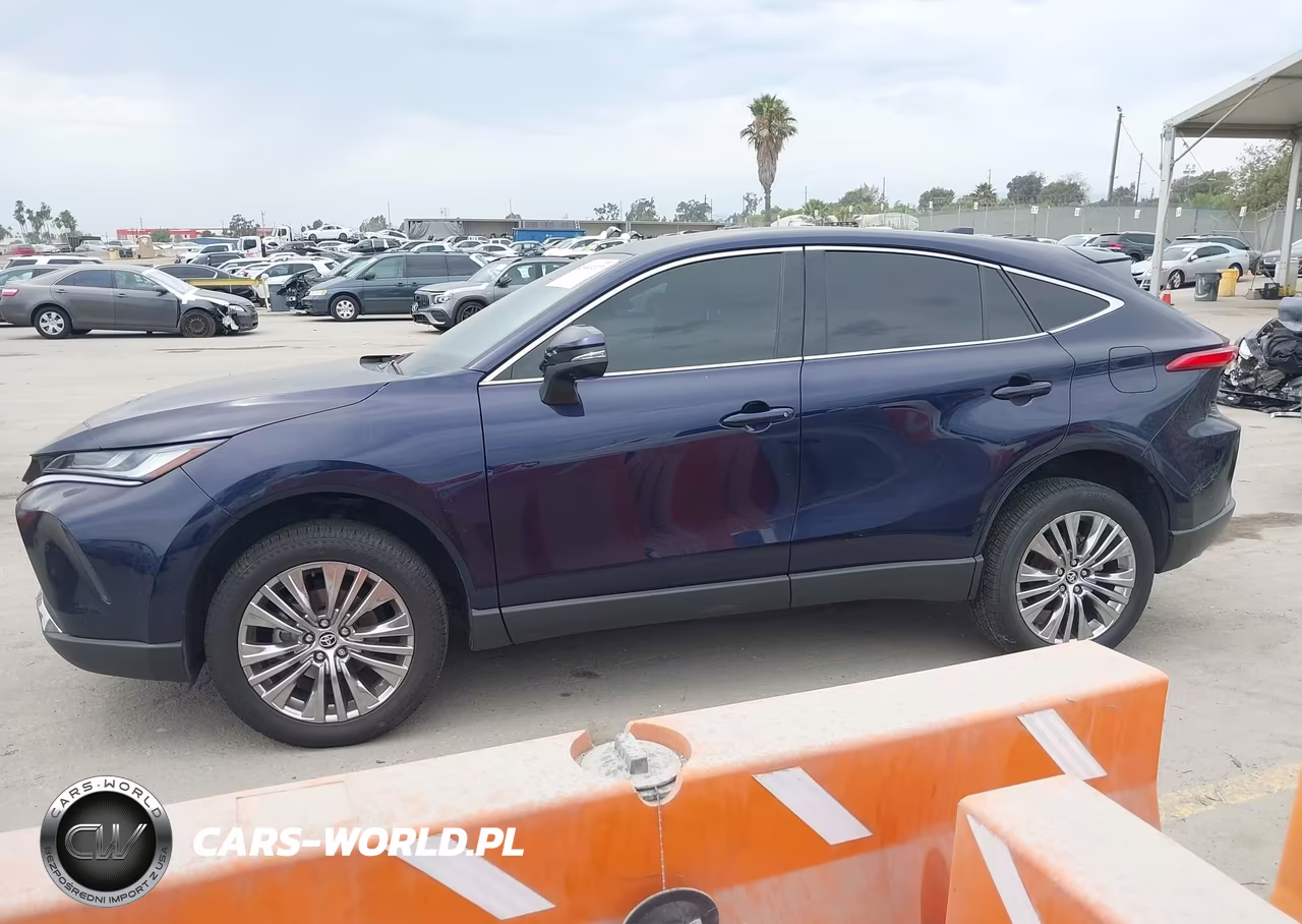 2023 Toyota Venza Limited VIN:JTEAAAAH1PJ142000 - 14