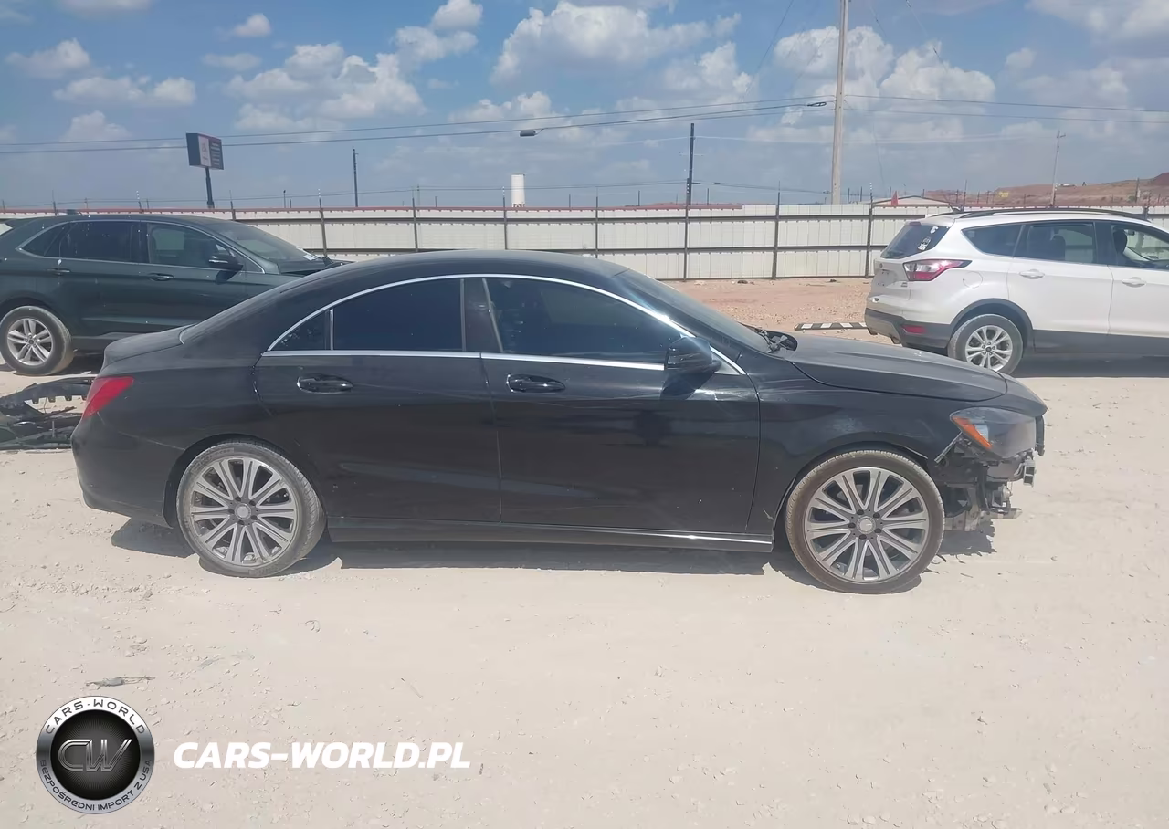 2018 Mercedes-Benz Cla 250 VIN:WDDSJ4EB2JN515826 - 14