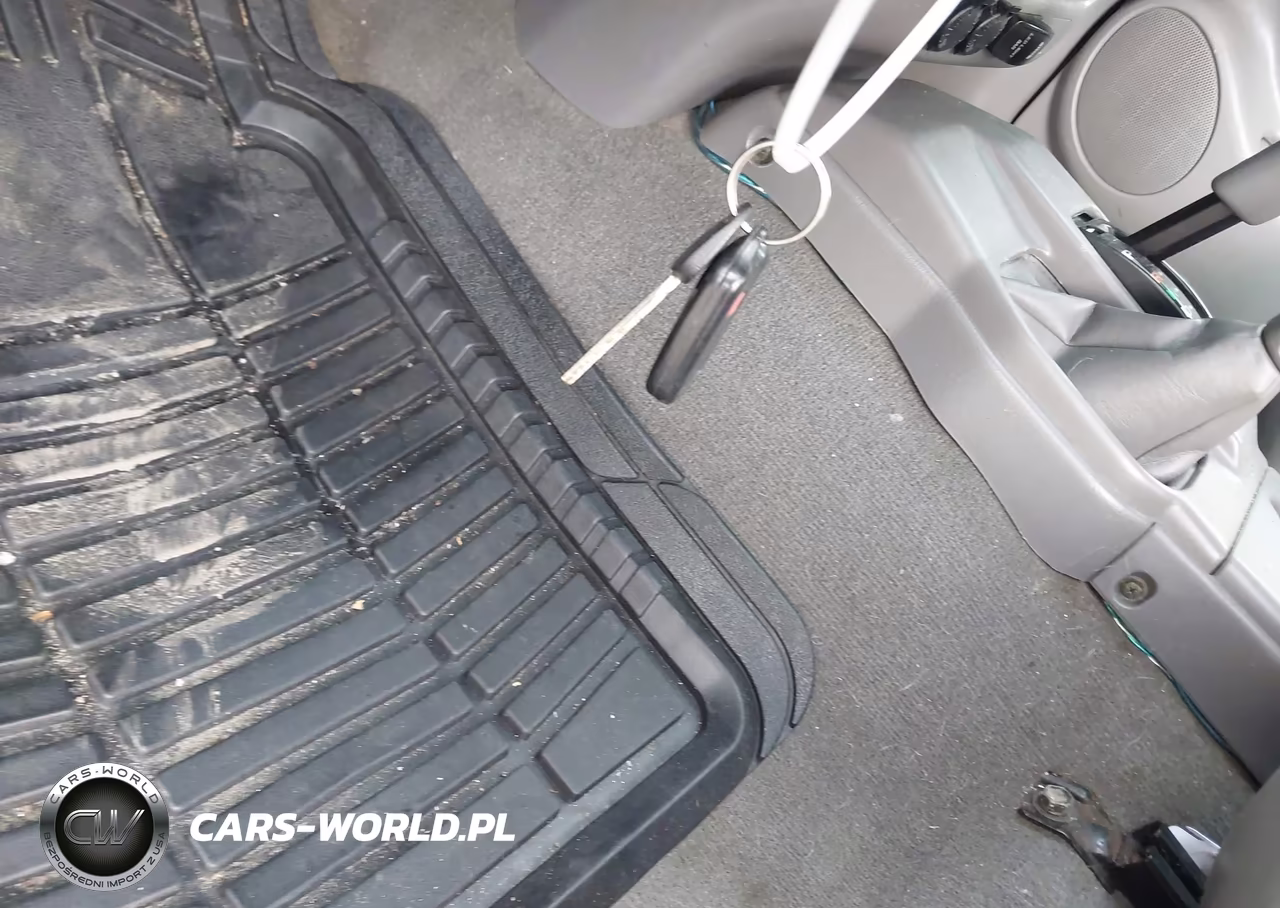 2004 Toyota Tacoma Base V6 VIN:5TEWN72N64Z317736 - 11