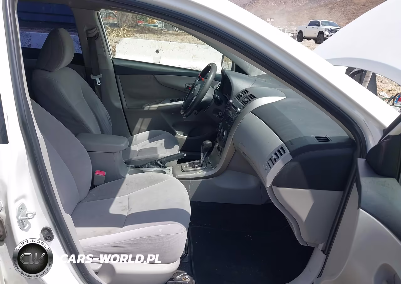 2011 Toyota Corolla Le VIN:JTDBU4EE5B9158003 - 5