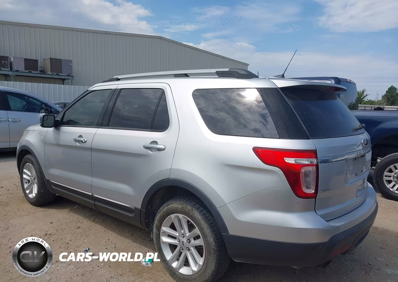 2012 Ford Explorer Xlt VIN:1FMHK7D9XCGB04422 - 3