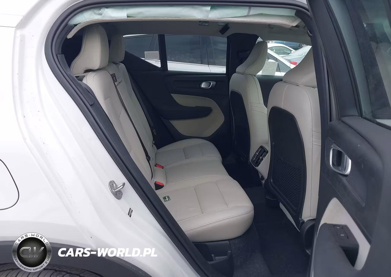 2025 Volvo Xc40 B5 Plus Dark Theme VIN:YV4L12UC7S2608080 - 8