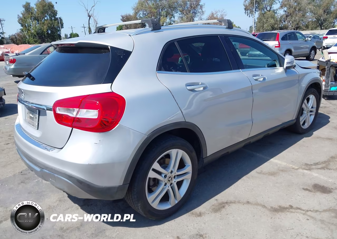 2018 Mercedes-Benz Gla 250 VIN:WDCTG4EB8JJ440290 - 4