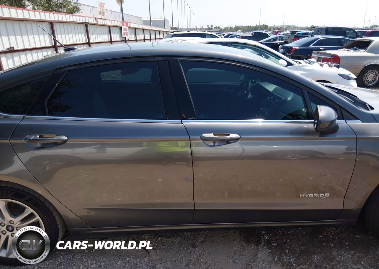 2018 Ford Fusion Hybrid Se VIN:3FA6P0LU6JR197302 - 13