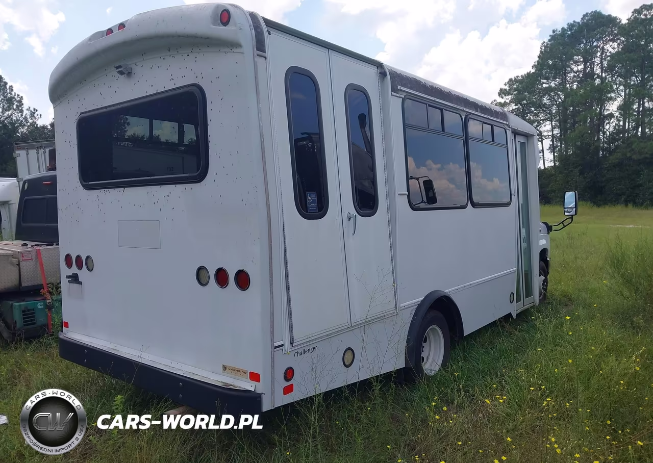 2016 Ford E-350 Cutaway VIN:1FDEE3FLXGDC10680 - 4