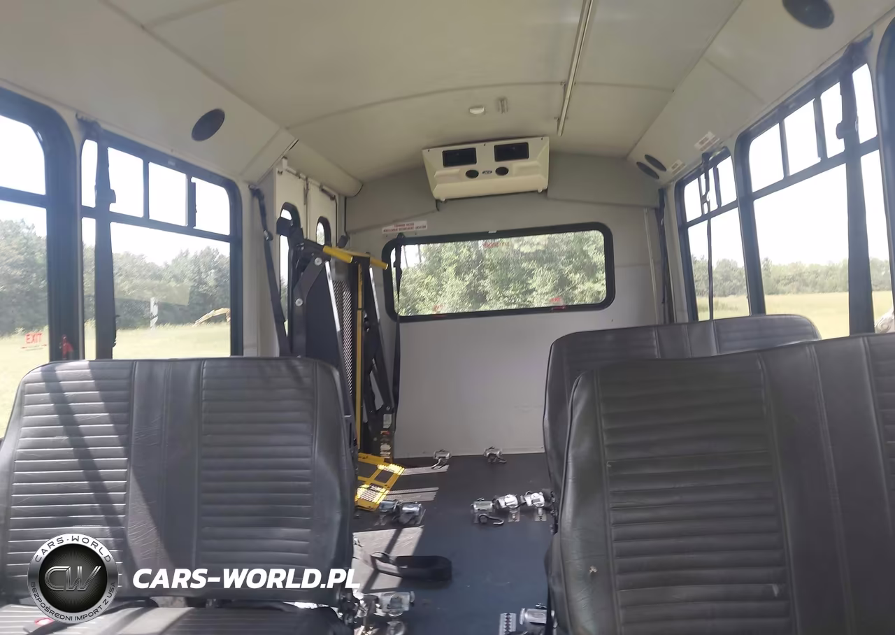 2016 Ford E-350 Cutaway VIN:1FDEE3FLXGDC10680 - 6