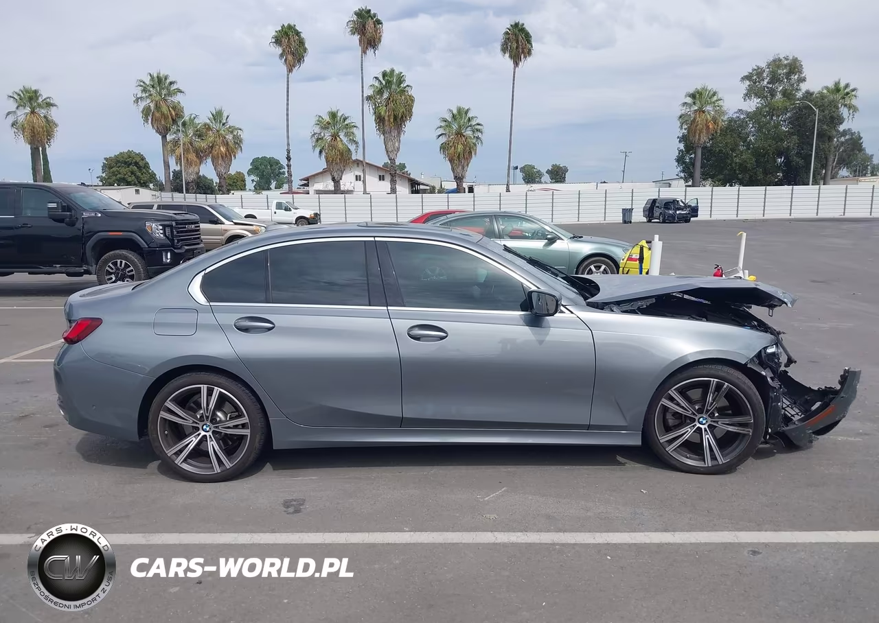 2024 BMW 330I VIN:3MW69FF07R8E29470 - 14