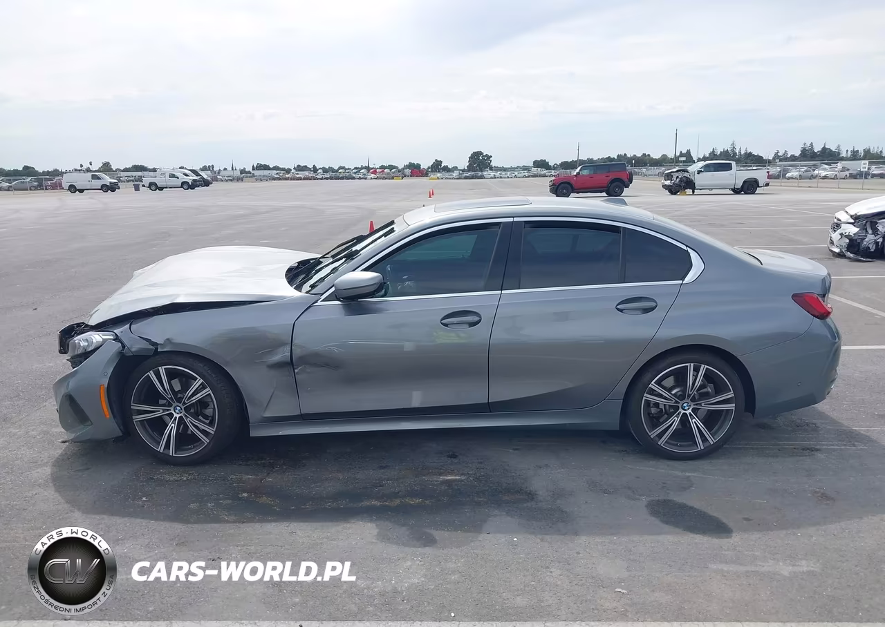 2024 BMW 330I VIN:3MW69FF07R8E29470 - 15