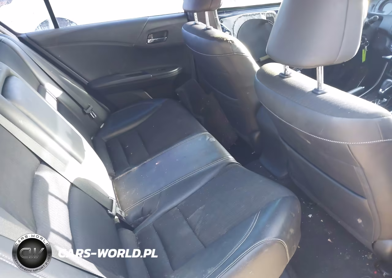 2016 Honda Accord Sport VIN:1HGCR2F5XGA121559 - 8