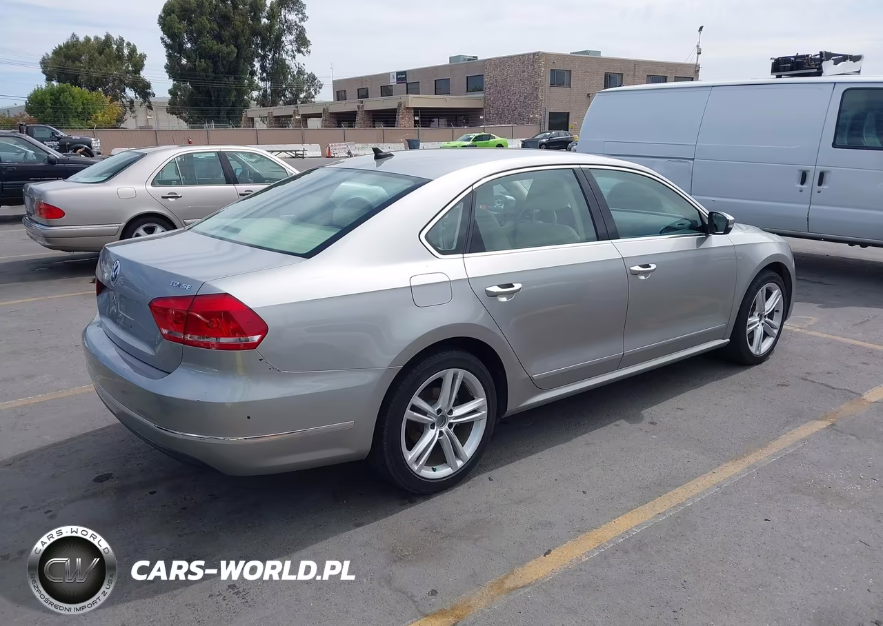VOLKSWAGEN PASSAT VIN:1VWBN7A3XEC022098 - 4