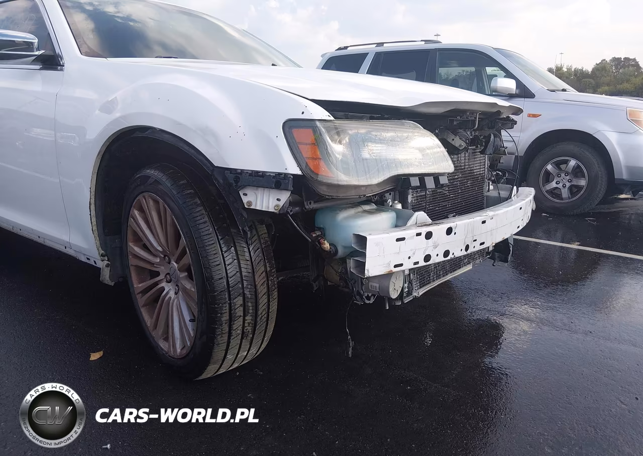 2011 Chrysler 300 Limited VIN:2C3CA5CGXBH580733 - 12
