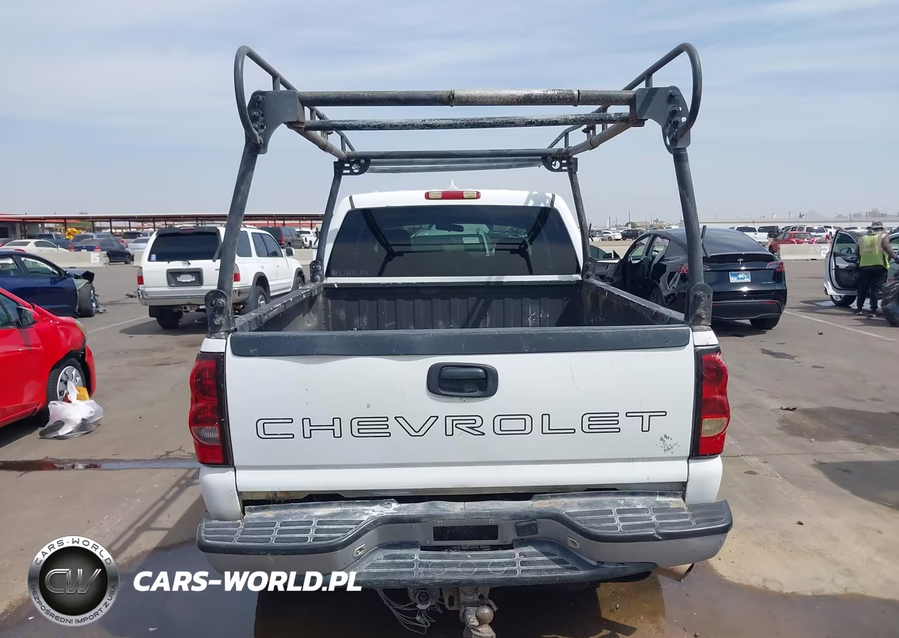 2004 Chevrolet Silverado 2500Hd Work Truck VIN:1GCHC23U74F206133 - 16