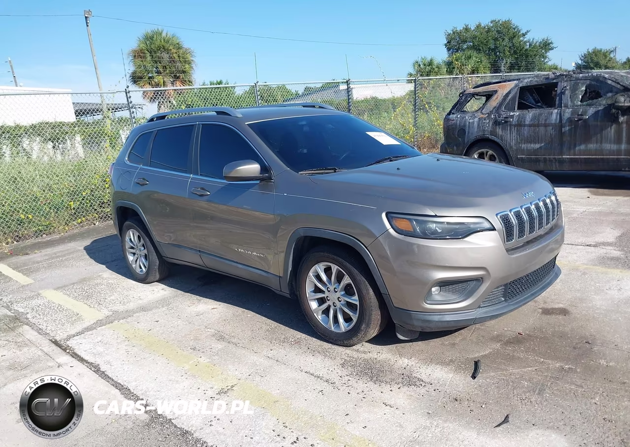 2019 Jeep Cherokee Latitude – zdjęcie 1 z 16