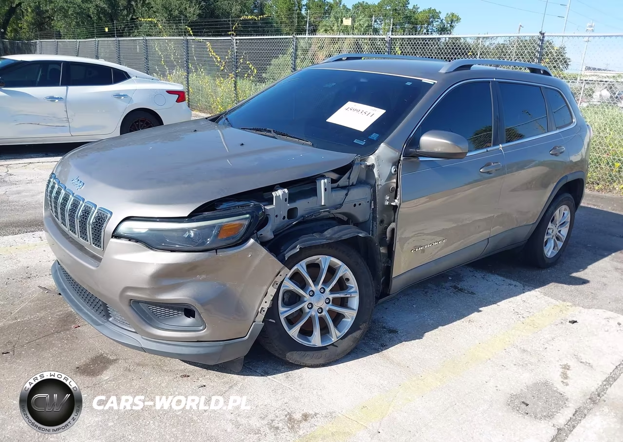 2019 Jeep Cherokee Latitude VIN:1C4PJLCB7KD301032 - 6