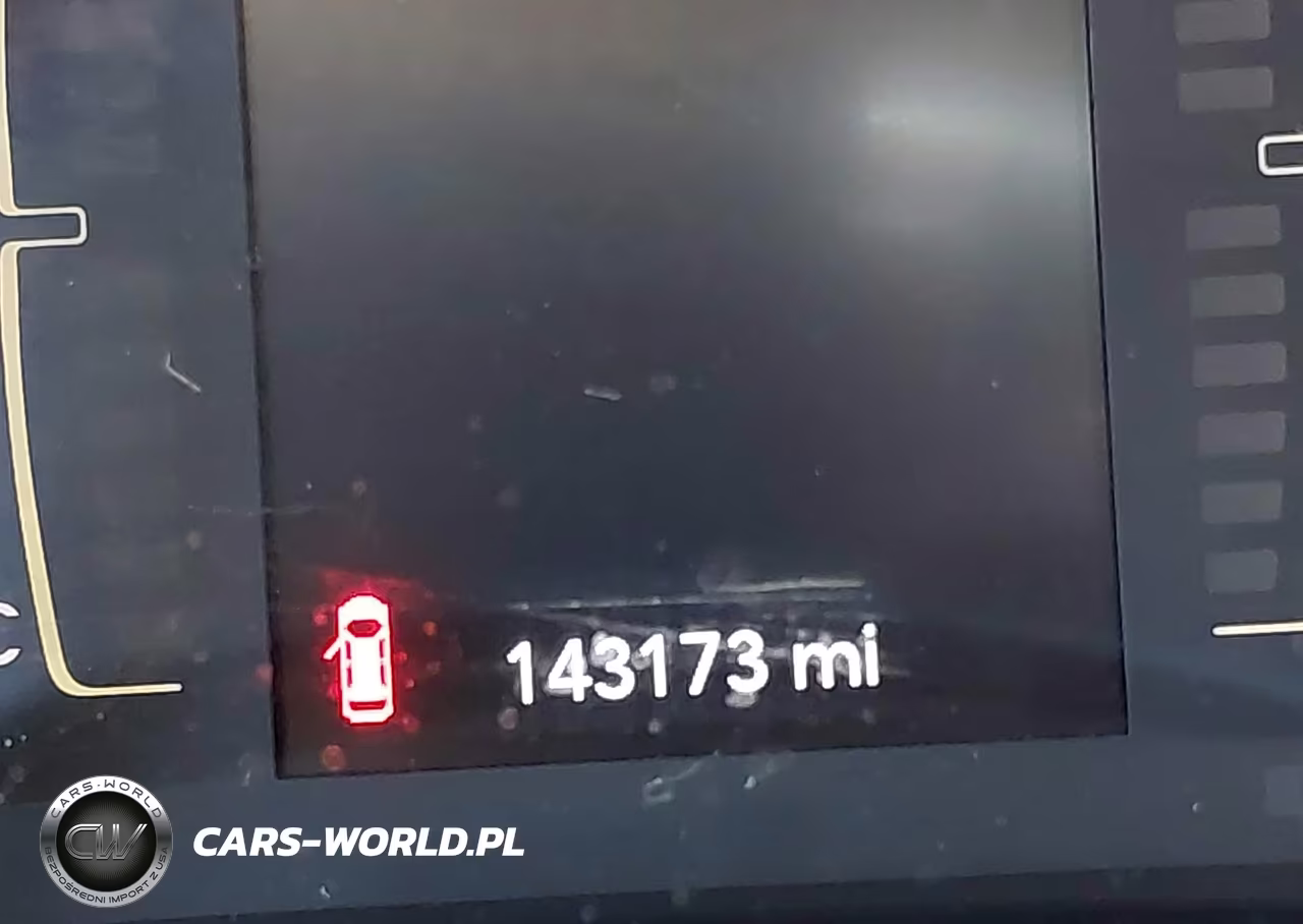 2019 Jeep Cherokee Latitude VIN:1C4PJLCB7KD301032 - 7