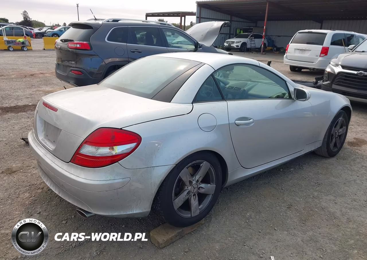 2007 Mercedes-Benz Slk 280 VIN:WDBWK54F17F156599 - 4