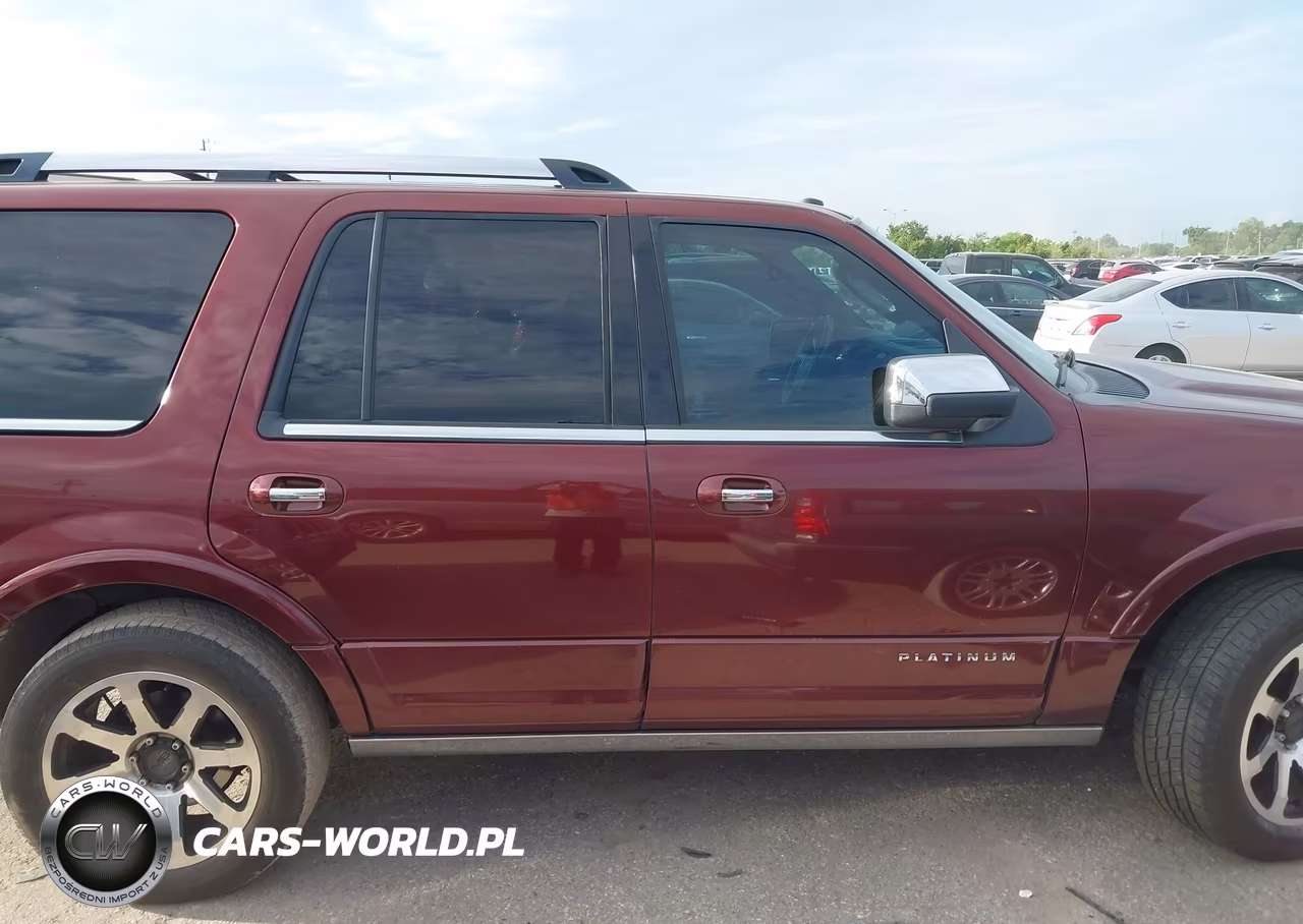 2017 Ford Expedition Platinum VIN:1FMJU1LT3HEA64824 - 13