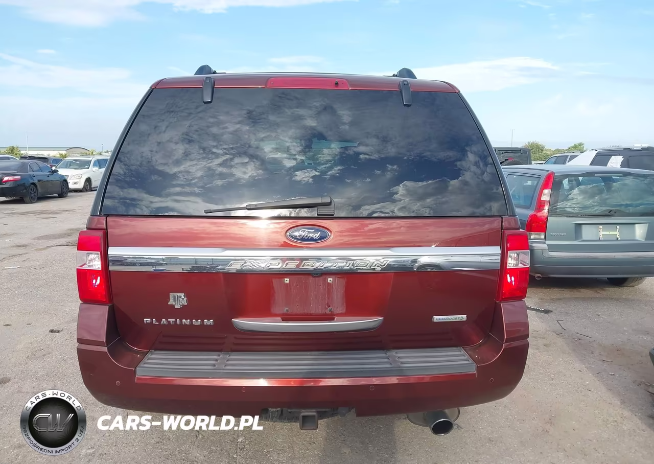 2017 Ford Expedition Platinum VIN:1FMJU1LT3HEA64824 - 16