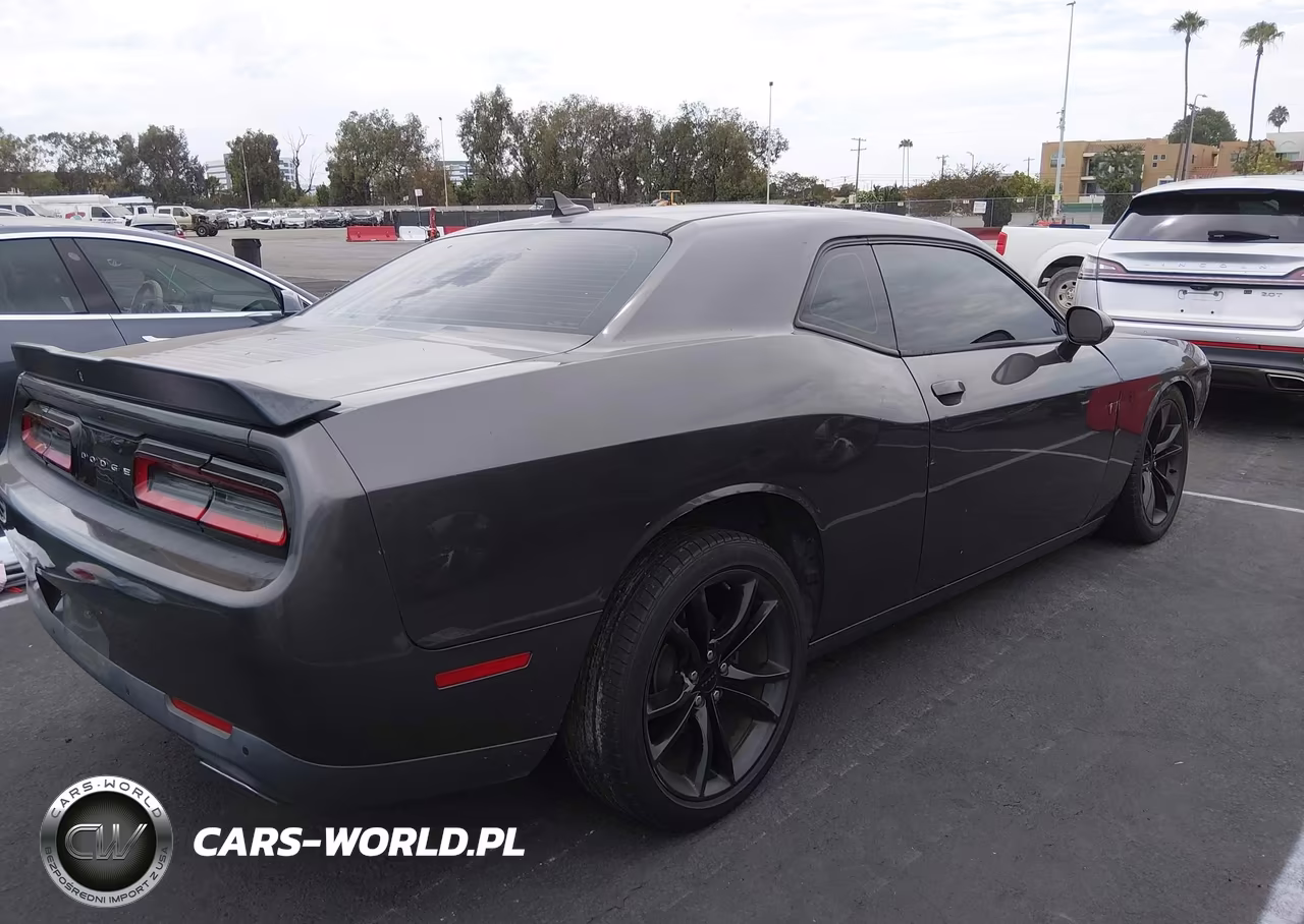 2016 Dodge Challenger Sxt Plus VIN:2C3CDZAG9GH337956 - 4