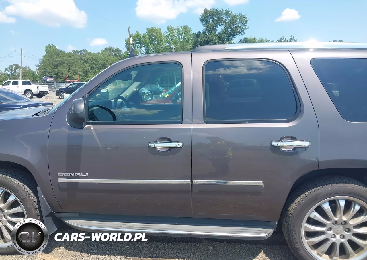 2011 GMC Yukon Denali VIN:1GKS2EEF3BR144562 - 14