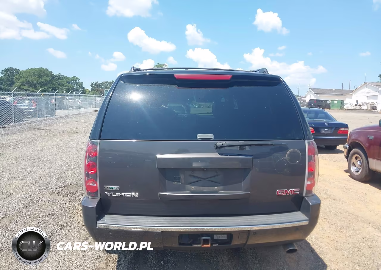 2011 GMC Yukon Denali VIN:1GKS2EEF3BR144562 - 16