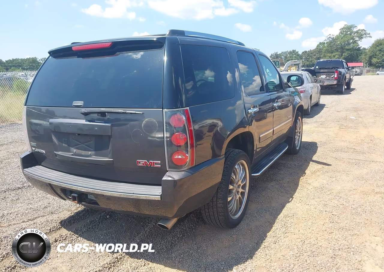2011 GMC Yukon Denali VIN:1GKS2EEF3BR144562 - 4