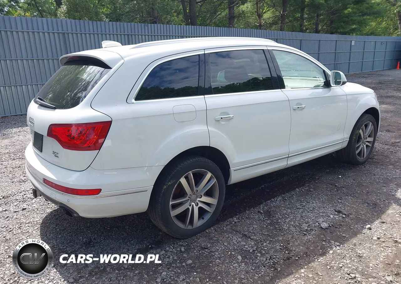 2014 Audi Q7 3.0T Premium VIN:WA1LGAFE9ED001305 - 4