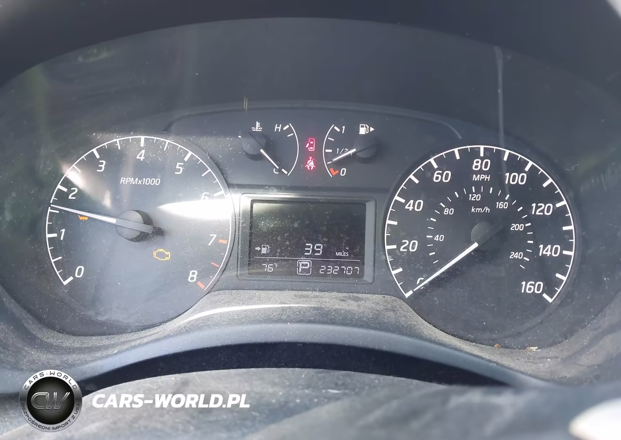 2016 Nissan Sentra S VIN:3N1AB7AP8GL681639 - 7