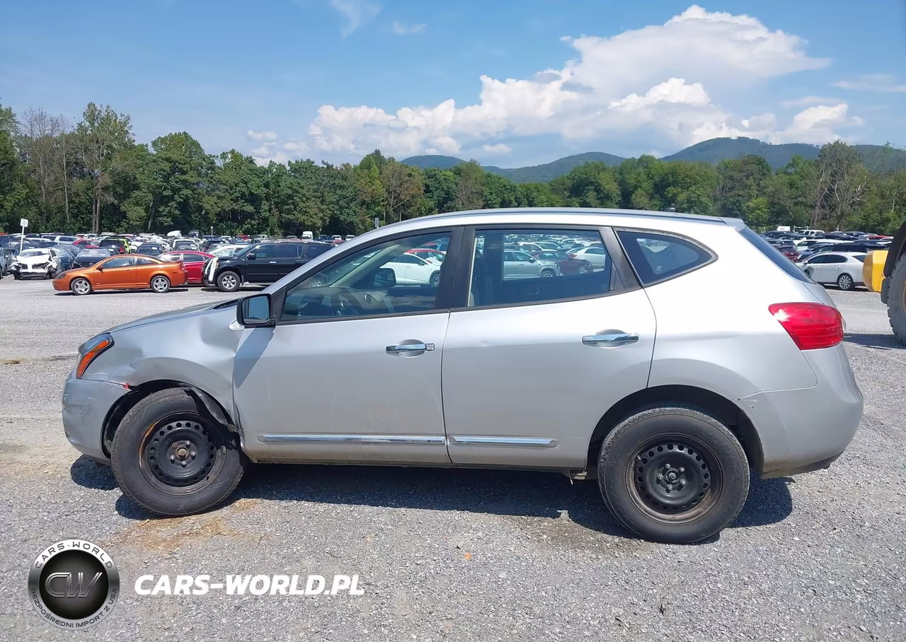 2015 Nissan Rogue Select S VIN:JN8AS5MVOFW262337 - 15